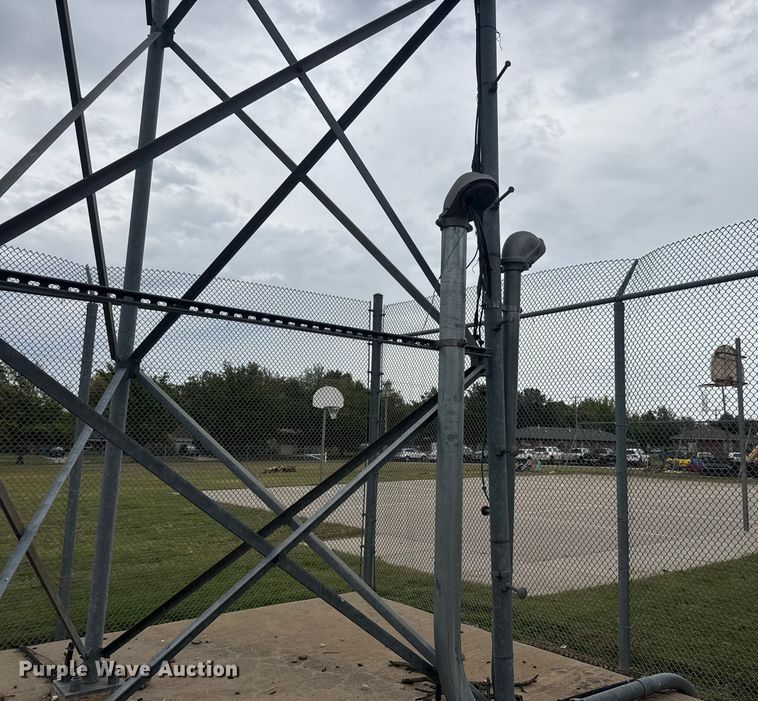 image for item EM8391 Radio tower