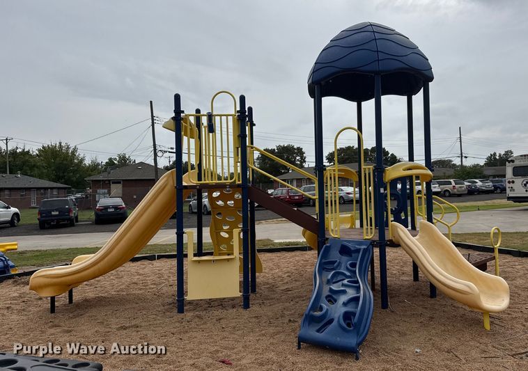 image for item EM8393 Park Structures playground equipment