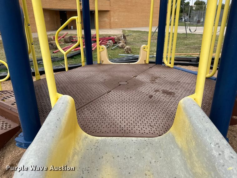 image for item EM8393 Park Structures playground equipment