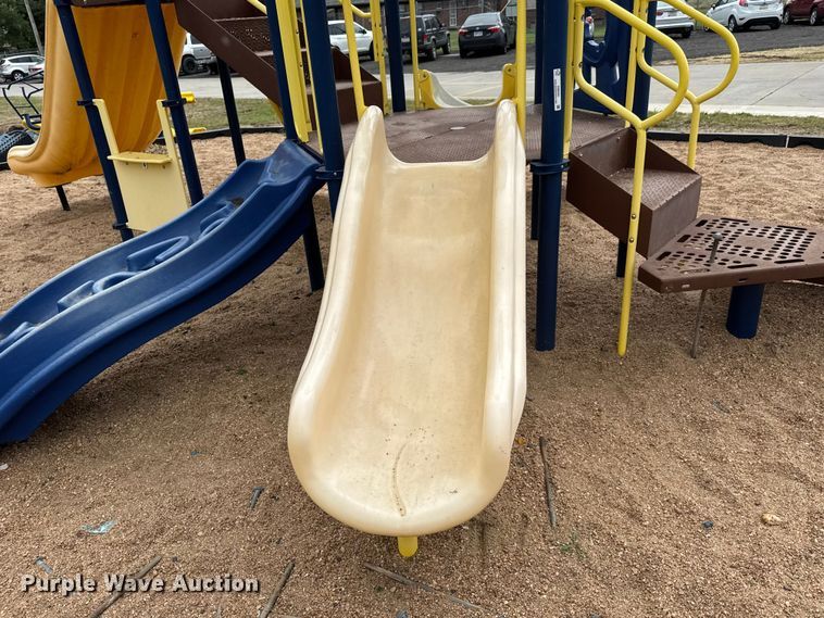 image for item EM8393 Park Structures playground equipment