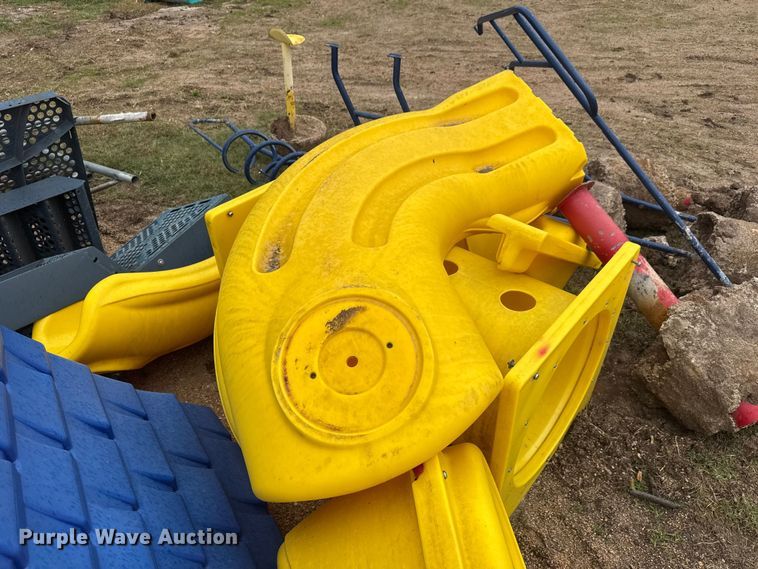 image for item EM8395 Playground equipment