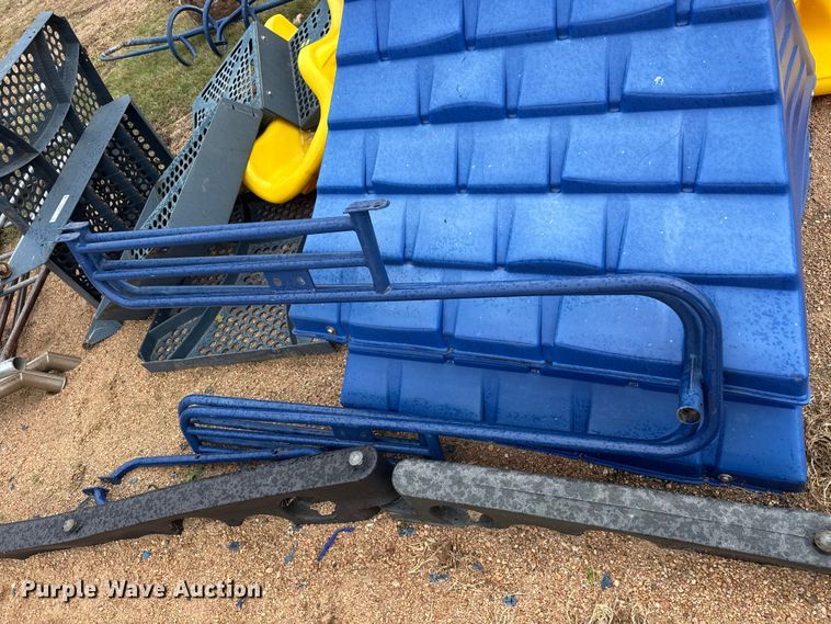 image for item EM8395 Playground equipment