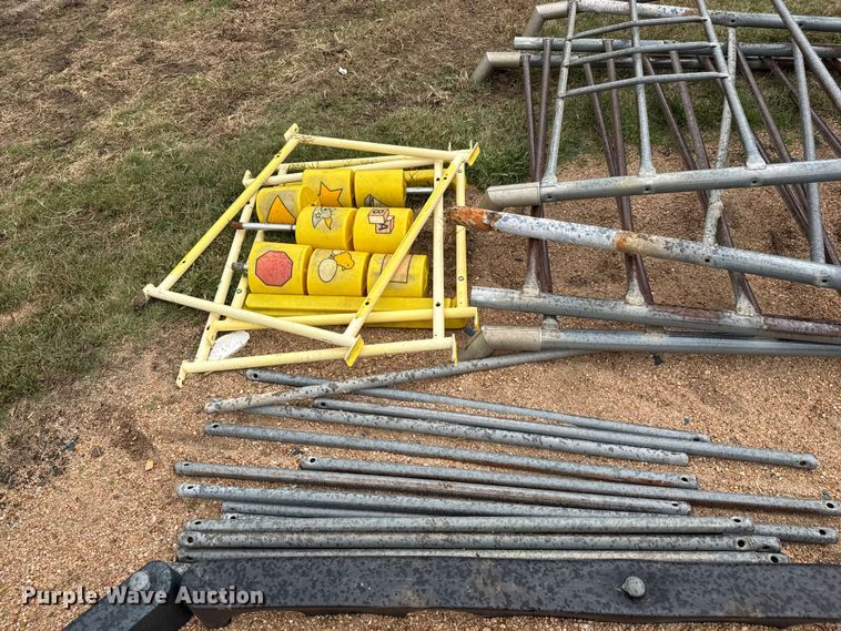 image for item EM8395 Playground equipment