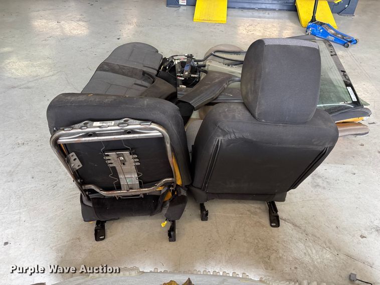 image for item EN5672 Automotive parts