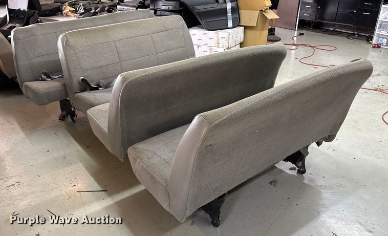 image for item EN5673 (4) bench seats