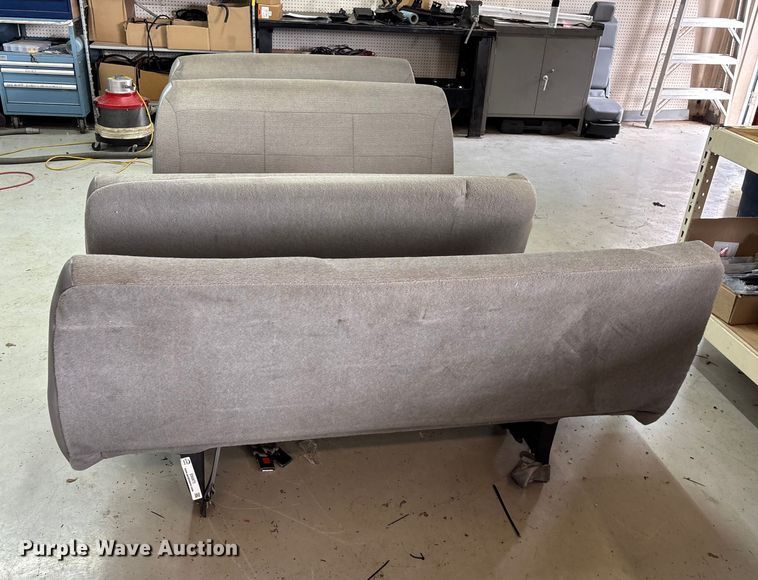 image for item EN5673 (4) bench seats