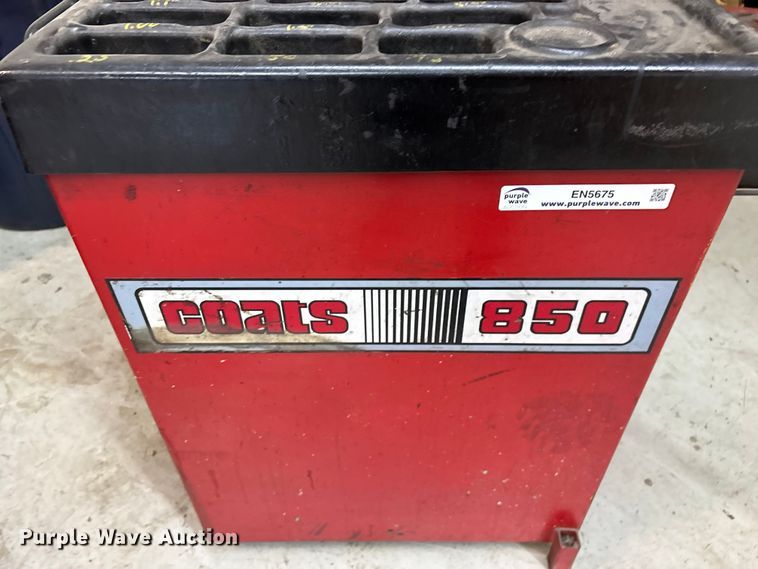 image for item EN5675 Coats 850 Computer Balancer tire balancer