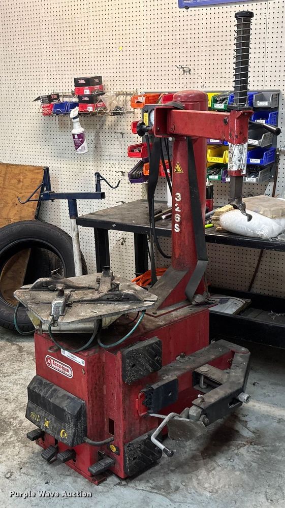 image for item EN5676 Accu-turn 326S tire machine