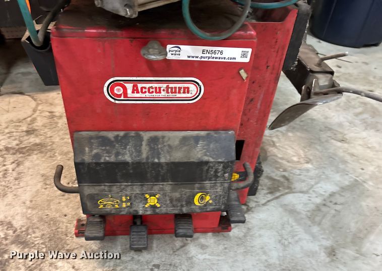 image for item EN5676 Accu-turn 326S tire machine