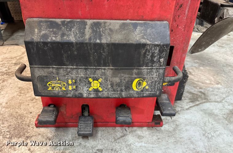 image for item EN5676 Accu-turn 326S tire machine