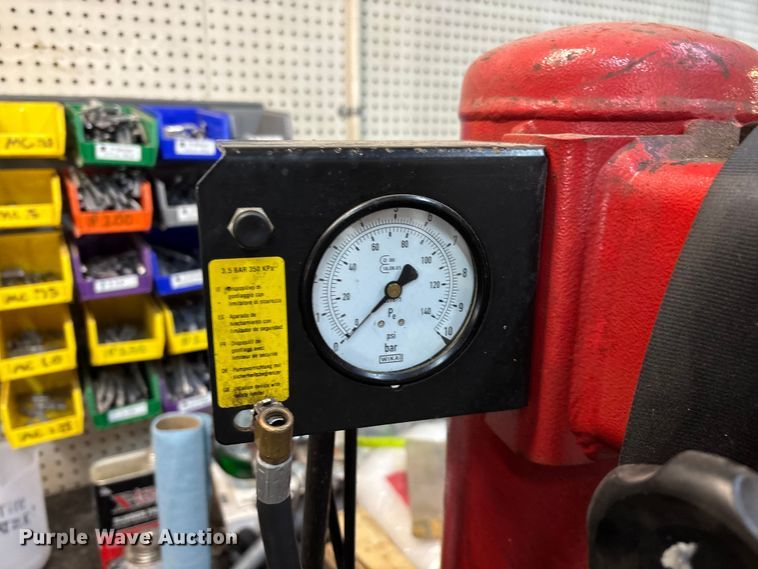 image for item EN5676 Accu-turn 326S tire machine