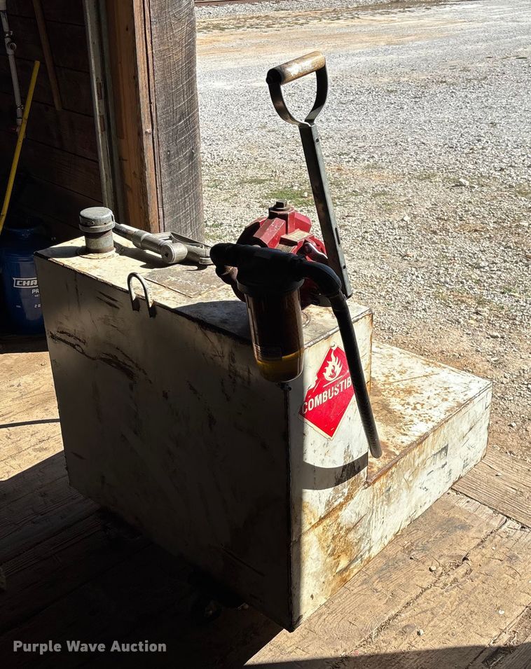 image for item EN5678 Transfer fuel tank