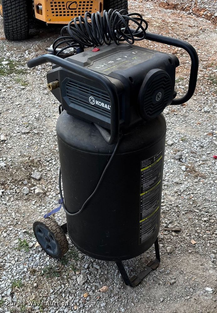 image for item EN5679 Kobalt air compressor