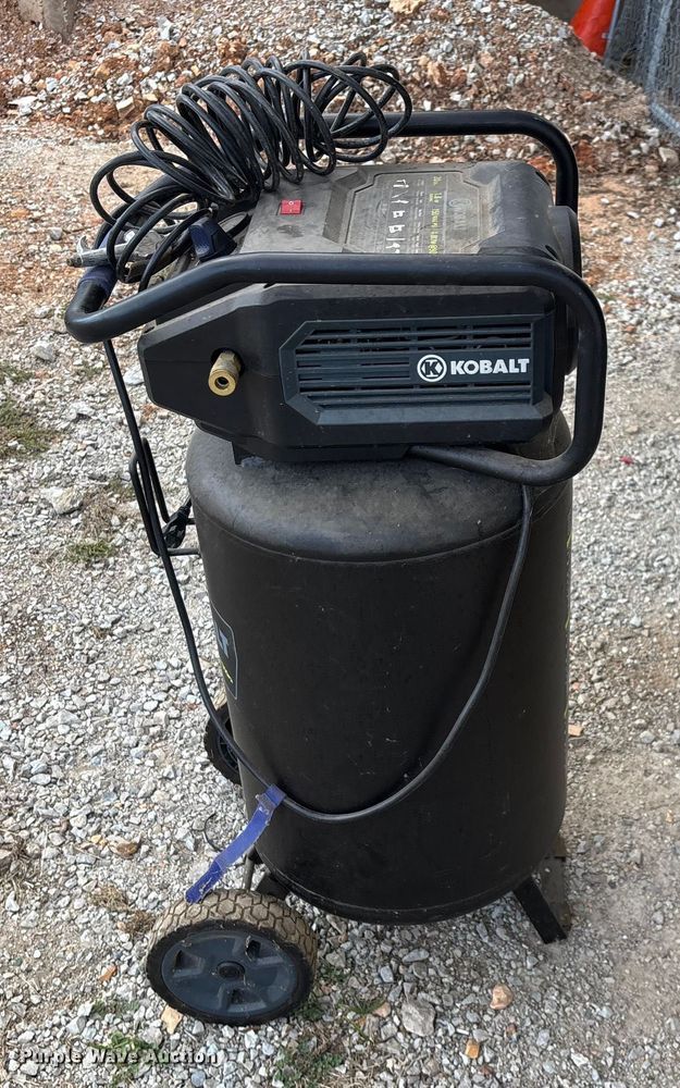 image for item EN5679 Kobalt air compressor