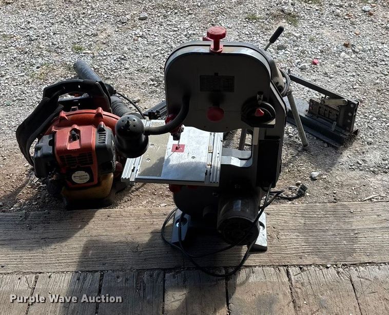 image for item EN5681 Tools