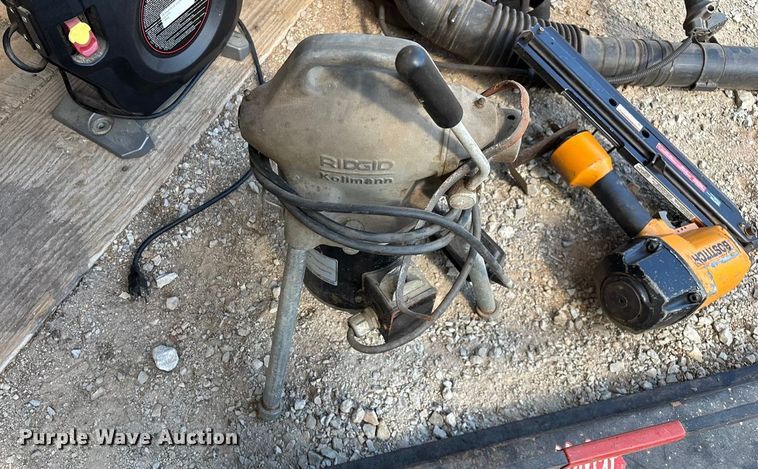 image for item EN5681 Tools