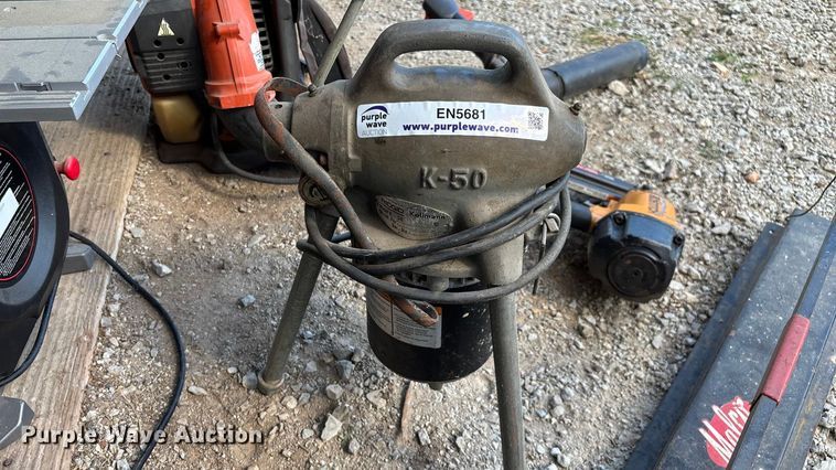 image for item EN5681 Tools