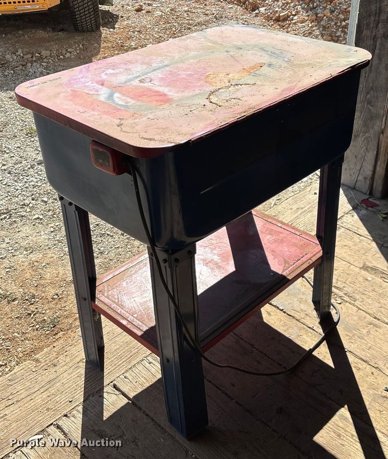 image for item EN5682 Parts washer