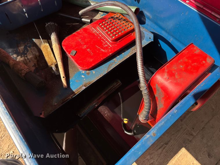 image for item EN5682 Parts washer