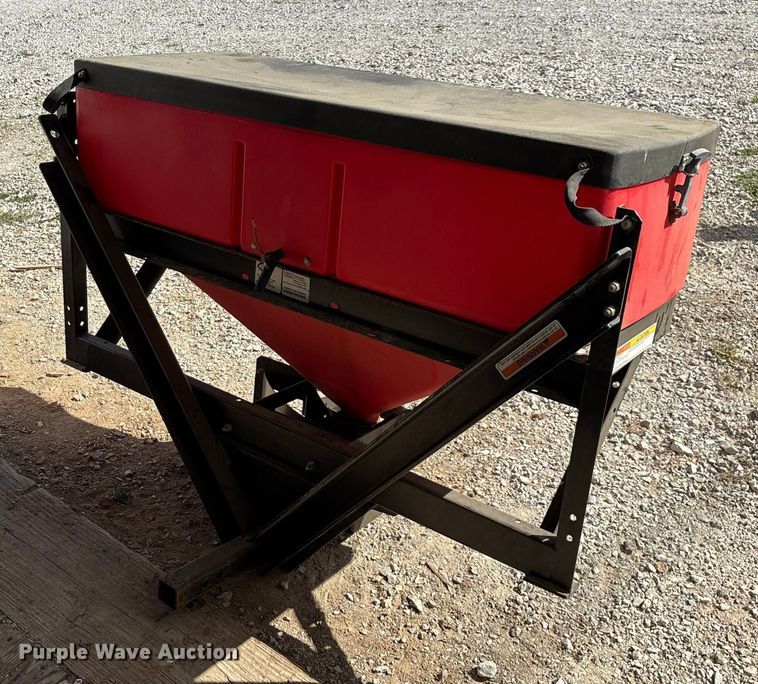 image for item EN5683 Western 1000 spreader