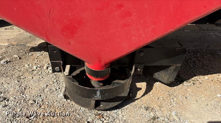 image for item EN5683 Western 1000 spreader