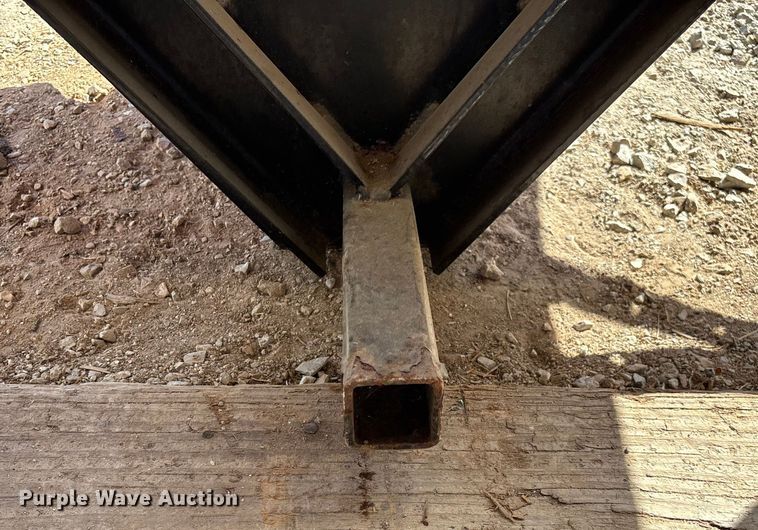 image for item EN5683 Western 1000 spreader