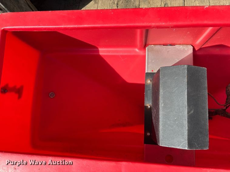 image for item EN5683 Western 1000 spreader