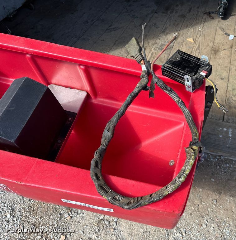 image for item EN5683 Western 1000 spreader