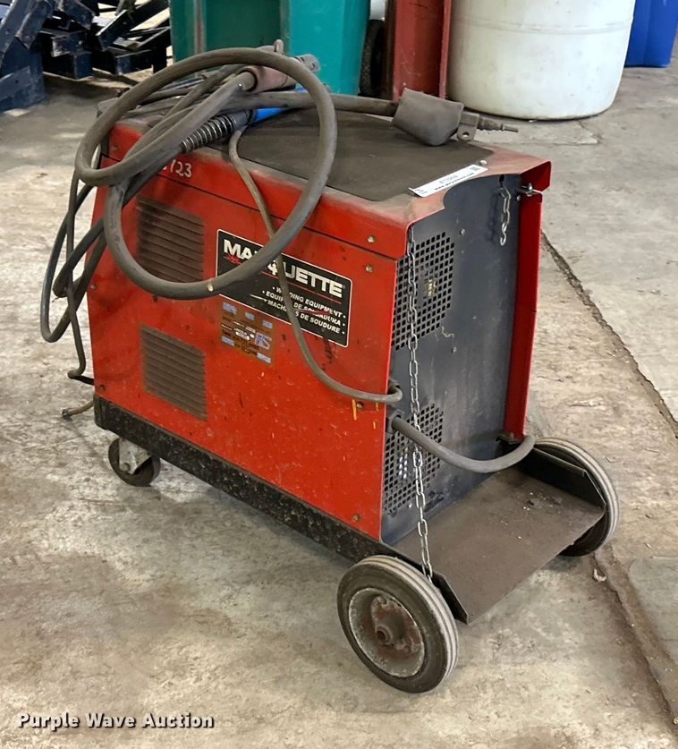 image for item ET3269 Marquette 250A welder