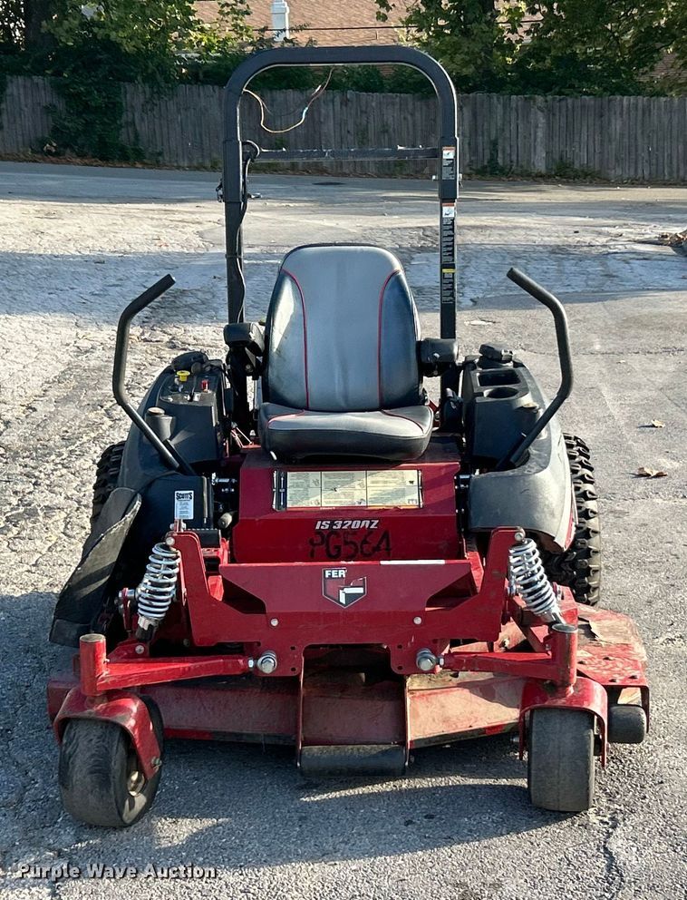 image for item ET3270 Ferris IS 3200Z ZTR lawn mower