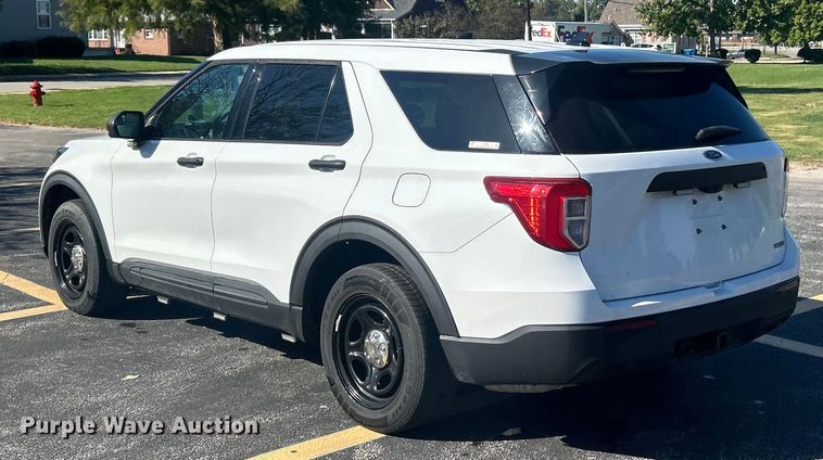 image for item ET3282 2020 Ford Explorer Police Interceptor SUV