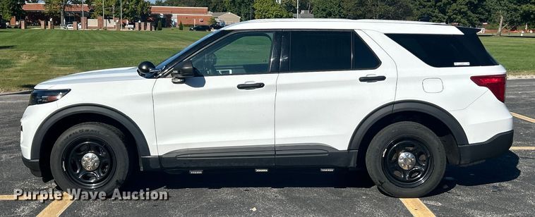 image for item ET3282 2020 Ford Explorer Police Interceptor SUV
