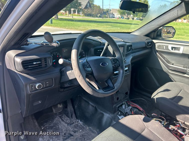 image for item ET3282 2020 Ford Explorer Police Interceptor SUV