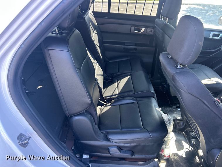 image for item ET3282 2020 Ford Explorer Police Interceptor SUV