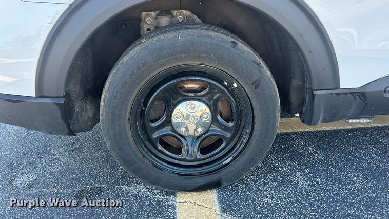 image for item ET3282 2020 Ford Explorer Police Interceptor SUV