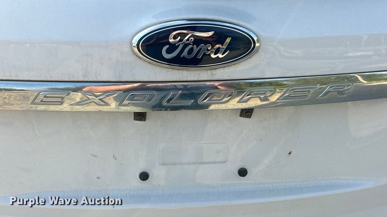 image for item ET3287 2015 Ford Explorer SUV