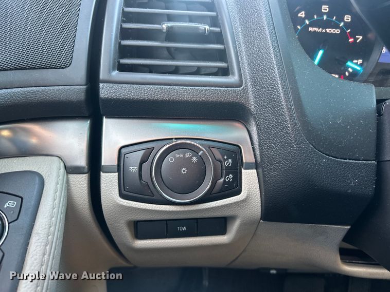 image for item ET3287 2015 Ford Explorer SUV