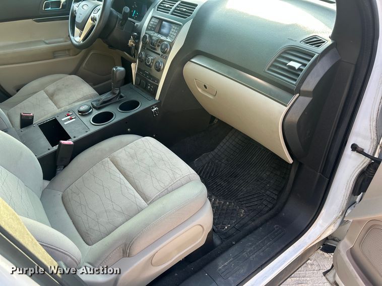 image for item ET3287 2015 Ford Explorer SUV