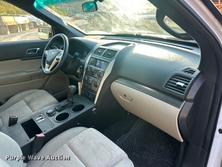 image for item ET3287 2015 Ford Explorer SUV