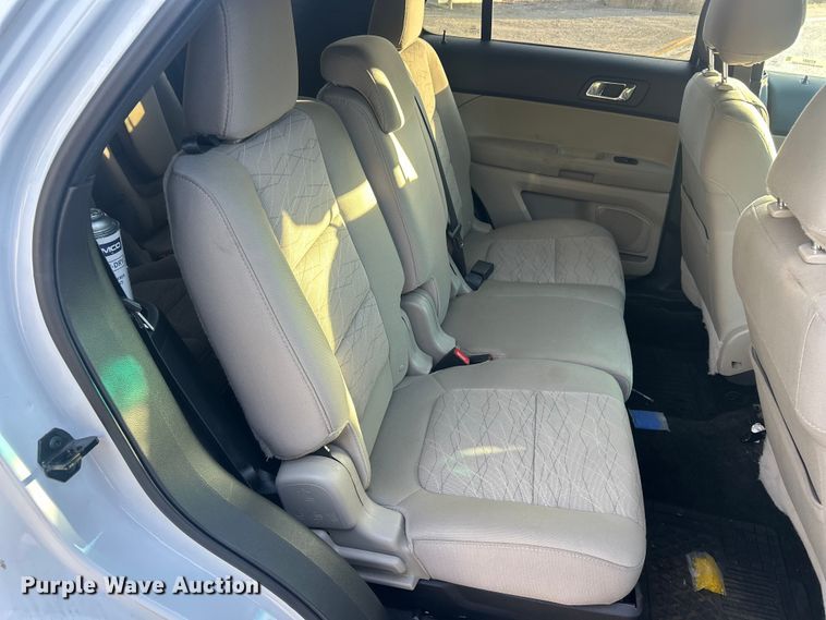 image for item ET3287 2015 Ford Explorer SUV