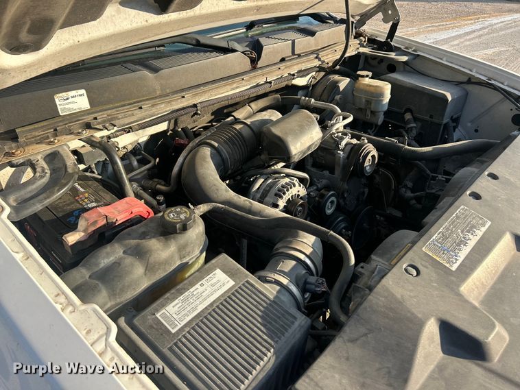 image for item ET3288 2008 Chevrolet Silverado 1500 pickup truck