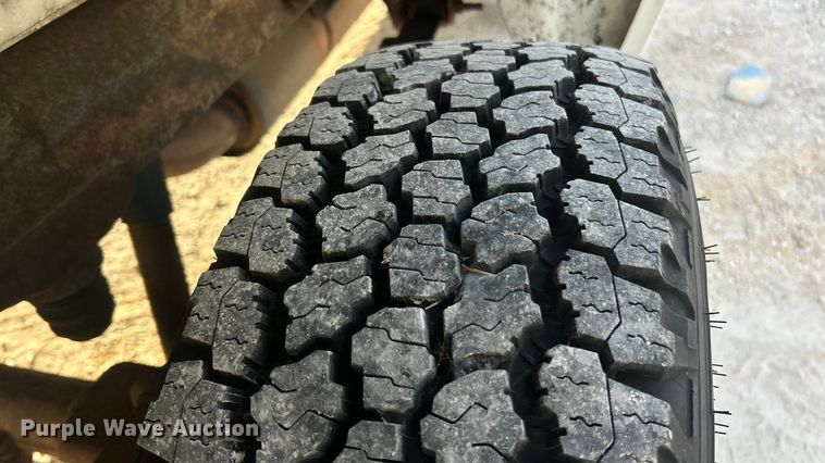 image for item ET3288 2008 Chevrolet Silverado 1500 pickup truck