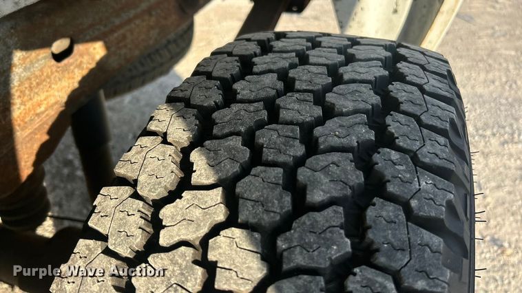 image for item ET3288 2008 Chevrolet Silverado 1500 pickup truck