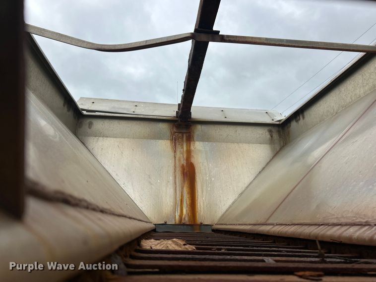 image for item ET3289 2005 International 7400 flatbed truck