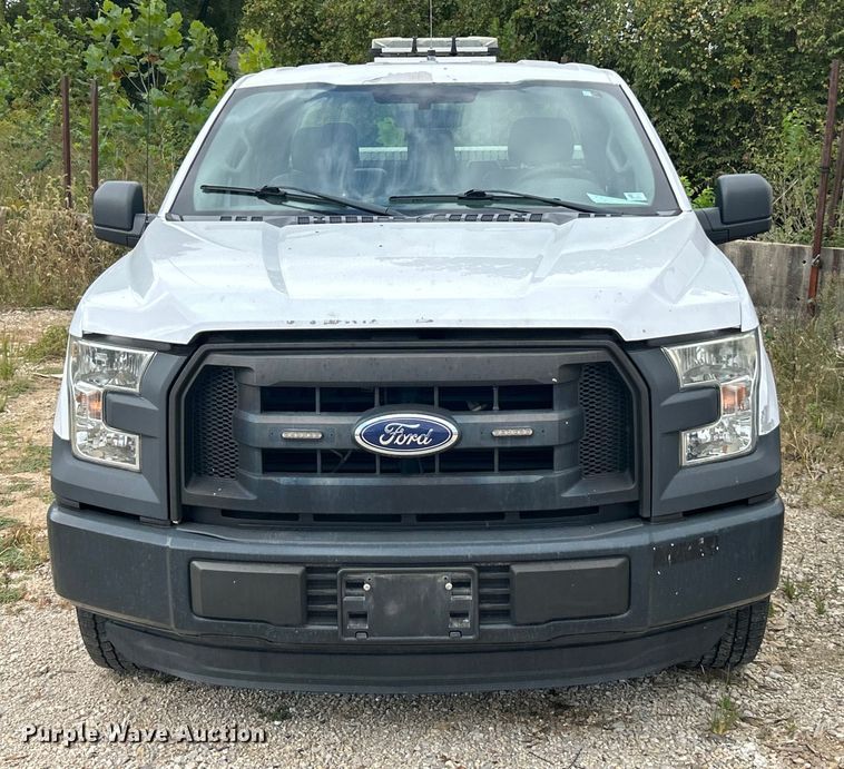 image for item ET3290 2015 Ford F150 XL SuperCab pickup truck