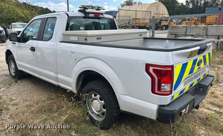 image for item ET3290 2015 Ford F150 XL SuperCab pickup truck