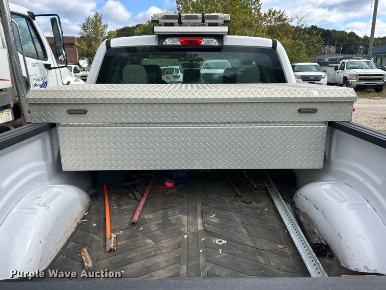 image for item ET3290 2015 Ford F150 XL SuperCab pickup truck