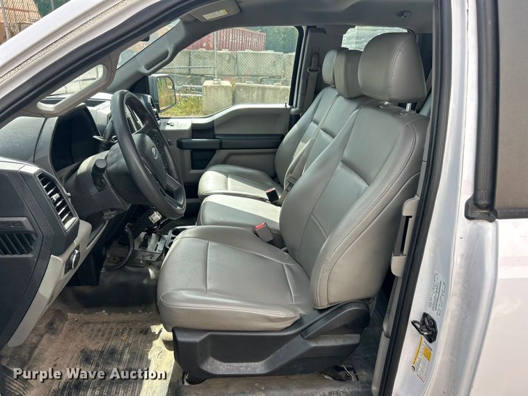 image for item ET3290 2015 Ford F150 XL SuperCab pickup truck