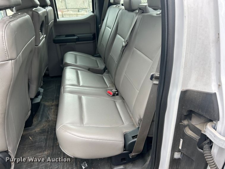 image for item ET3290 2015 Ford F150 XL SuperCab pickup truck