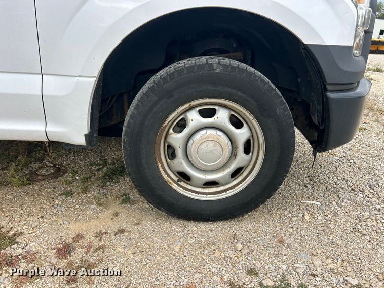 image for item ET3290 2015 Ford F150 XL SuperCab pickup truck